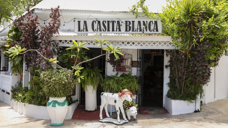 La Casita Blanca
